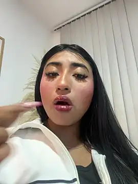 Snapshot of Hanna_fost chatting on 12, 1, 2026 Hanna fost online show from 12, 1, 2026