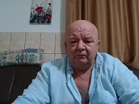 Snapshot of fullballs6 chatting on 8, 12, 2024 fullballs6 online show from 8, 12, 2024