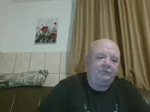 Snapshot of fullballs6 chatting on 16, 2, 2025 fullballs6 online show from 16, 2, 2025