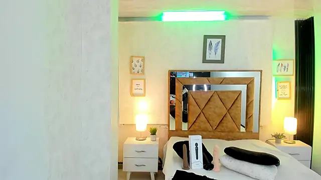 MirandaRossi online show from 23, 1, 2025