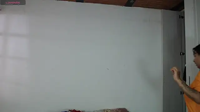 naomi h1 online show from 23, 6, 2026