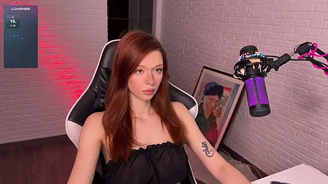 Snapshot of mirai_meeow chatting on 18, 1, 2025 mirai meeow online show from 18, 1, 2025