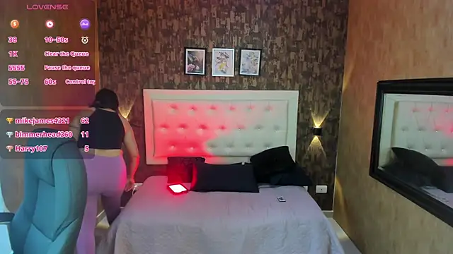 samantha  karolstone online show from 1, 2, 2025