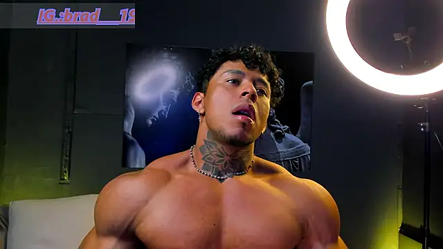 bradley smith online show from 7, 2, 2026