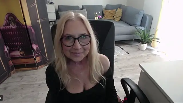 sofia xkiss online show from 23, 3, 2026