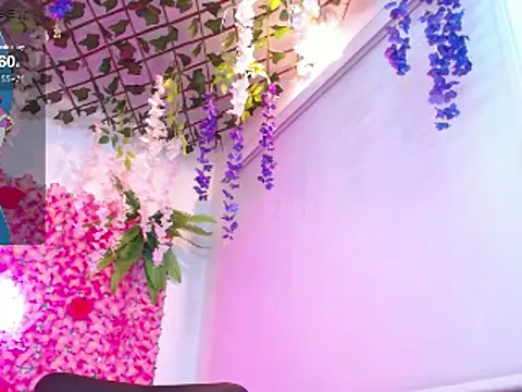 Snapshot of BLONDE_SEXYHOT chatting on 7, 3, 2025 BLONDE SEXYHOT online show from 7, 3, 2025