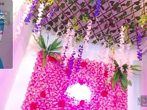 Snapshot of BLONDE_SEXYHOT chatting on 7, 3, 2025 BLONDE SEXYHOT online show from 7, 3, 2025