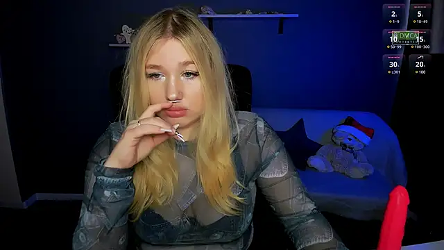 juli kisss online show from 6, 2, 2025