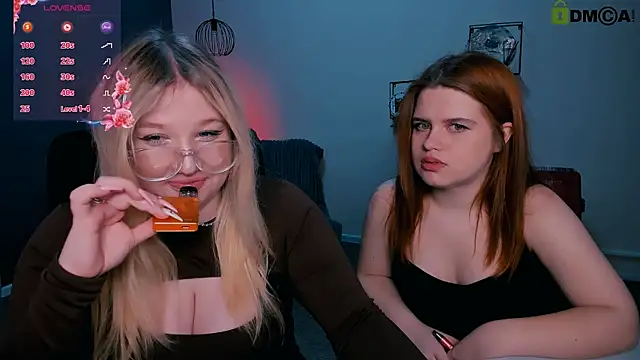 juli kisss online show from 5, 3, 2025