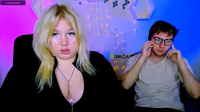 juli kisss online show from 7, 11, 2025