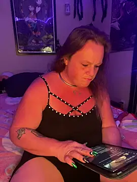 Snapshot of HeatherLynn chatting on 17, 2, 2025 HeatherLynn online show from 17, 2, 2025