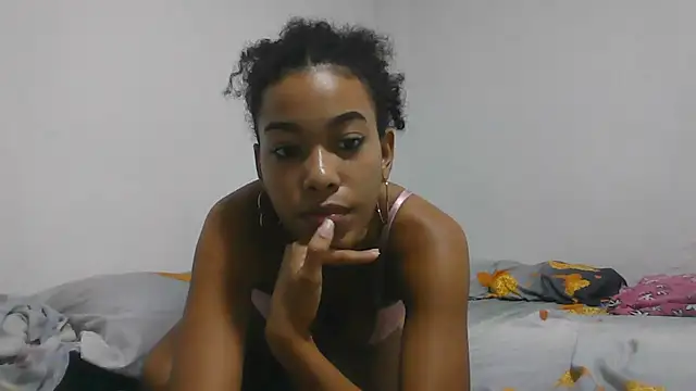 Snapshot of sasha_fox00 chatting on 28, 12, 2024 sasha fox00 online show from 28, 12, 2024