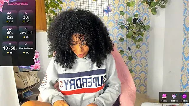 Snapshot of sasha_fox00 chatting on 29, 12, 2024 sasha fox00 online show from 29, 12, 2024