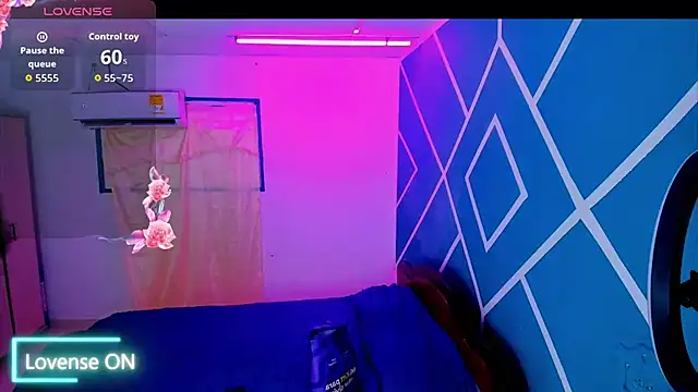 Snapshot of sasha_fox00 chatting on 3, 10, 2025 sasha fox00 online show from 3, 10, 2025