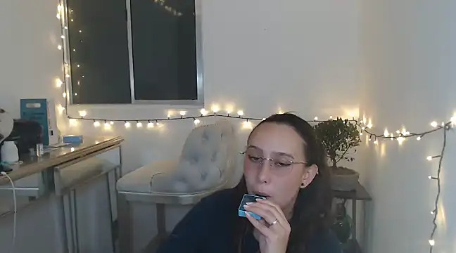 Skarlet Adams28 online show from 31, 1, 2025