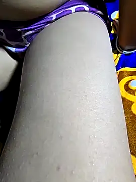 Snapshot of hotbaby_5 chatting on 4, 1, 2025 hotbaby 5 online show from 4, 1, 2025