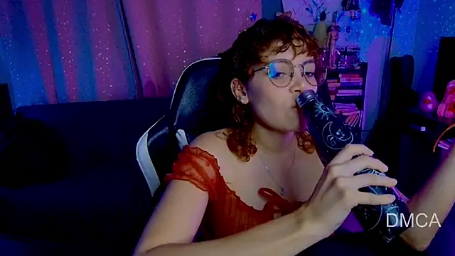 Snapshot of Drea_Foox chatting on 10, 7, 2026 Drea Foox online show from 10, 7, 2026