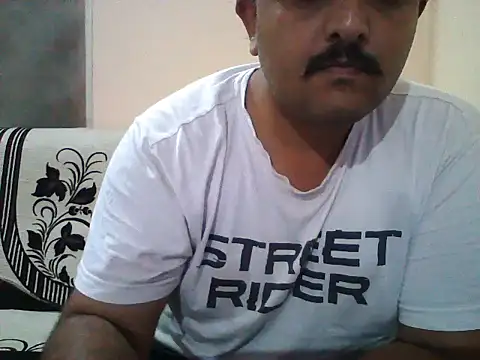 Snapshot of Akhil3290 chatting on 21, 6, 2026 Akhil3290 online show from 21, 6, 2026