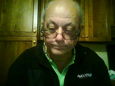 Snapshot of gianbragallini chatting on 4, 11, 2025 gianbragallini online show from 4, 11, 2025