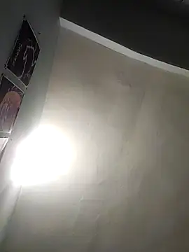 Snapshot of Davlupweed93 chatting on 25, 11, 2025 Davlupweed93 online show from 25, 11, 2025