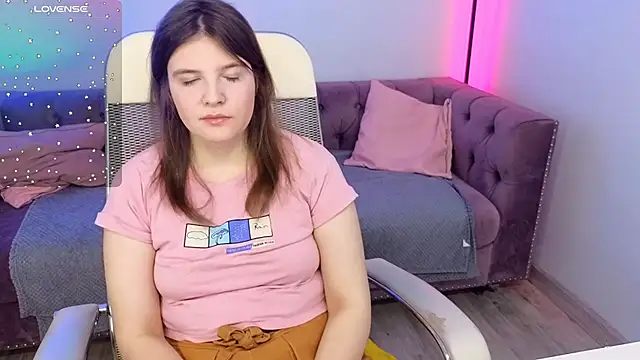 Ruyjin Choi online show from 12, 3, 2025