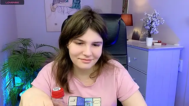 Ruyjin Choi online show from 18, 3, 2025