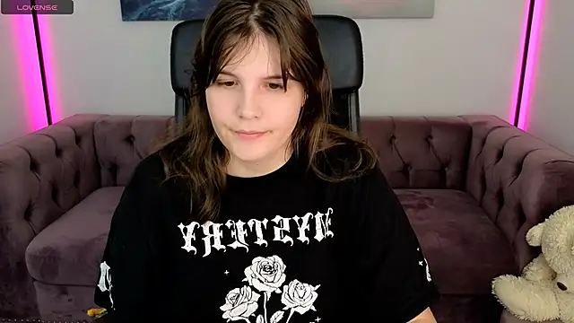 Ruyjin Choi online show from 17, 10, 2025