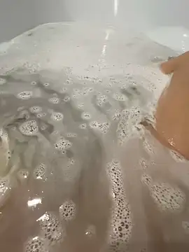 Snapshot of anyAna21 chatting on 14, 12, 2024 anyAna21 online show from 14, 12, 2024