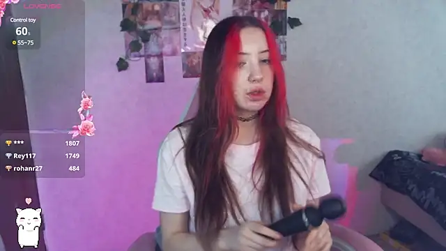 Snapshot of SweetieMollyy chatting on 6, 3, 2025 SweetieMollyy online show from 6, 3, 2025