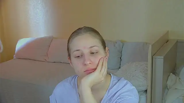 Snapshot of BritneyCruze chatting on 17, 1, 2026 BritneyCruze online show from 17, 1, 2026