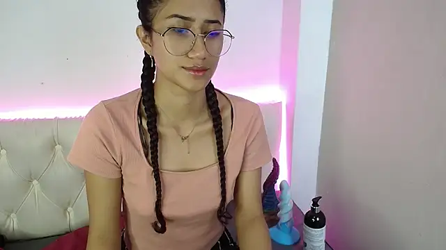 KaitlynLoveCam online show from 13, 2, 2025