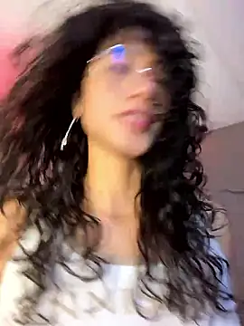 KaitlynLoveCam online show from 13, 1, 2026