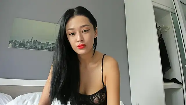 yumisunn online show from 12, 11, 2025