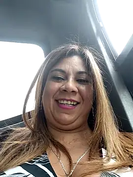 Laura-Hernandez online show from 30, 10, 2025