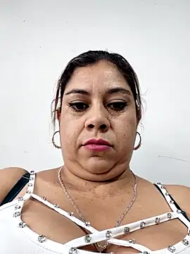 Laura-Hernandez online show from 10, 2, 2026