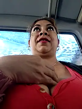 Laura-Hernandez online show from 30, 6, 2026