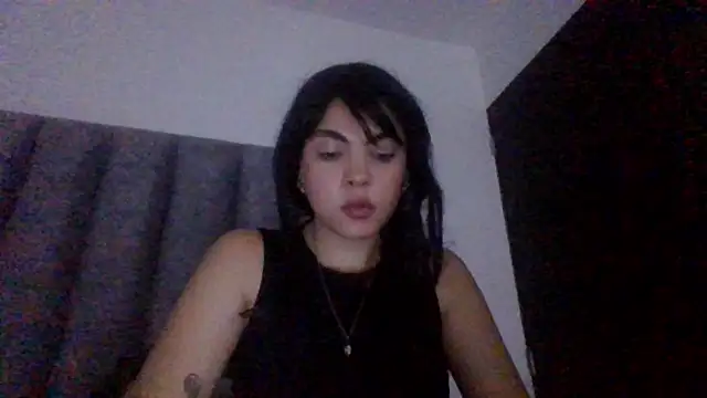 Snapshot of Kiri_Cutee chatting on 3, 12, 2024 Kiri Cutee online show from 3, 12, 2024