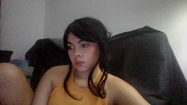 Snapshot of Kiri_Cutee chatting on 8, 1, 2025 Kiri Cutee online show from 8, 1, 2025