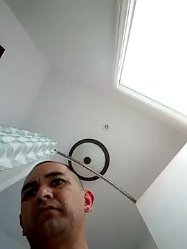 Snapshot of NewKing100 chatting on 17, 12, 2024 NewKing100 online show from 17, 12, 2024