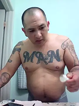 Snapshot of NewKing100 chatting on 17, 10, 2025 NewKing100 online show from 17, 10, 2025