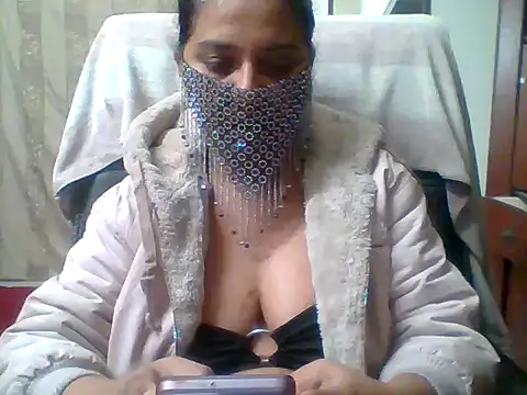 Snapshot of kamayanisingh24 chatting on 21, 1, 2025 kamayanisingh24 online show from 21, 1, 2025