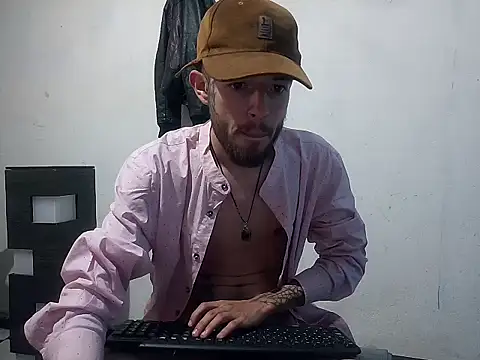 Aaronkiller online show from 16, 12, 2024