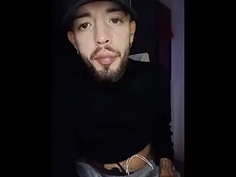 Snapshot of Aaronkiller chatting on 19, 7, 2026 Aaronkiller online show from 19, 7, 2026