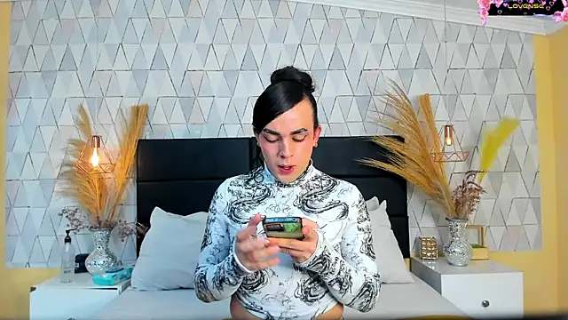 JustinePerry online show from 23, 3, 2026