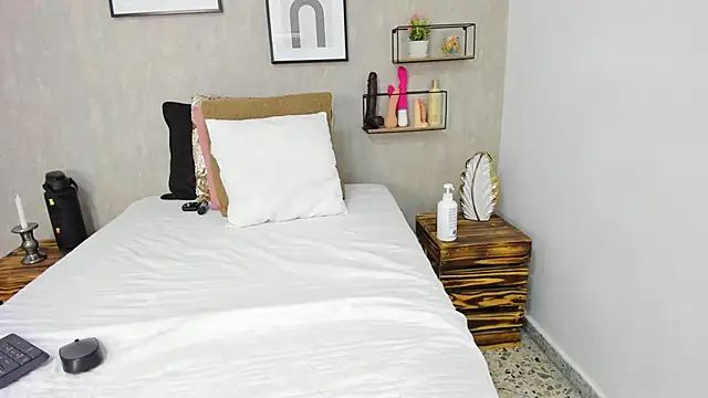 Snapshot of afrodita_martinez chatting on 11, 2, 2025 afrodita martinez online show from 11, 2, 2025