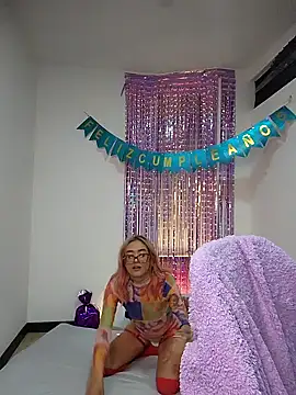 Snapshot of 911Calling chatting on 8, 2, 2025 911Calling online show from 8, 2, 2025