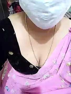 Snapshot of aliseanu chatting on 9, 1, 2025 aliseanu online show from 9, 1, 2025