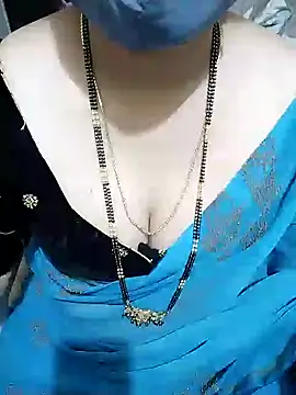 Snapshot of aliseanu chatting on 18, 1, 2025 aliseanu online show from 18, 1, 2025