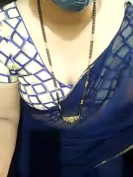 Snapshot of aliseanu chatting on 11, 2, 2025 aliseanu online show from 11, 2, 2025