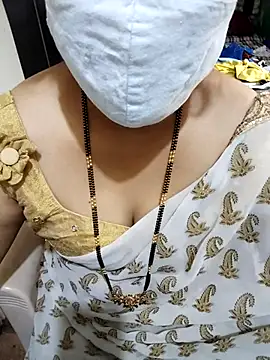 Snapshot of aliseanu chatting on 3, 3, 2025 aliseanu online show from 3, 3, 2025